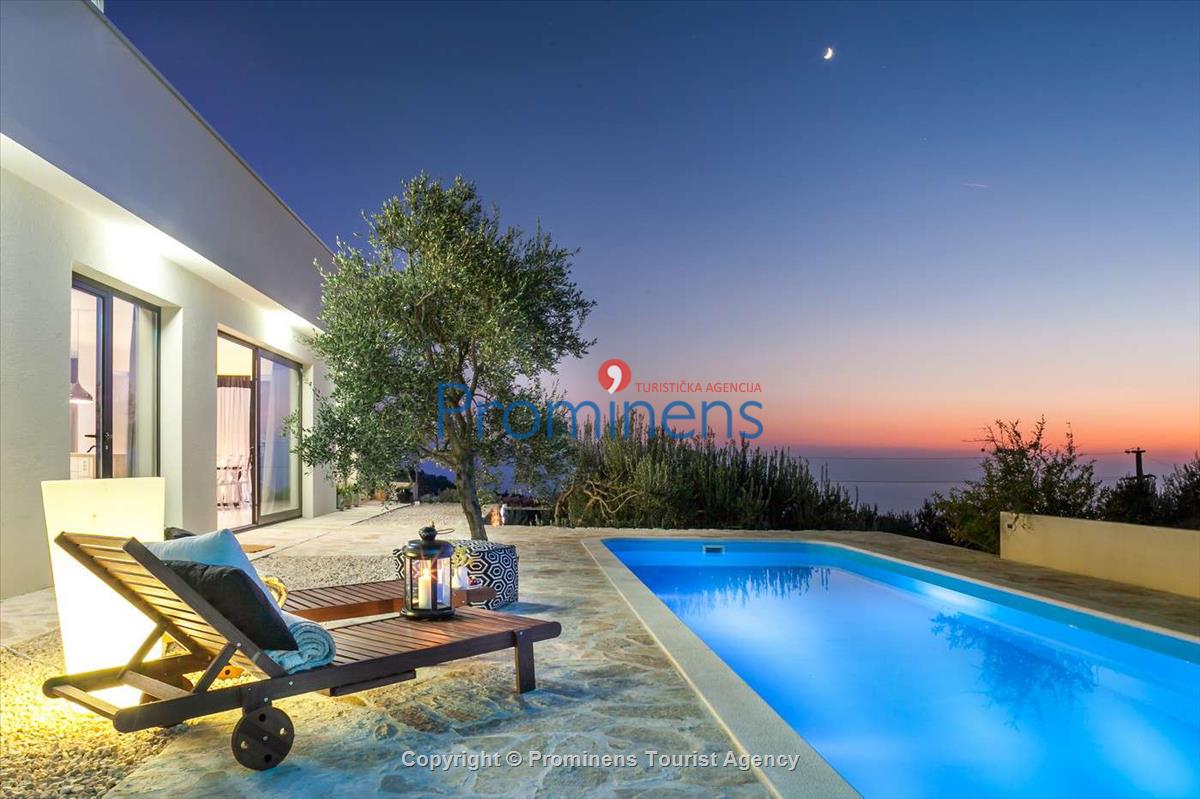 Villa Chic s bazenom Makarska-Dalmacija