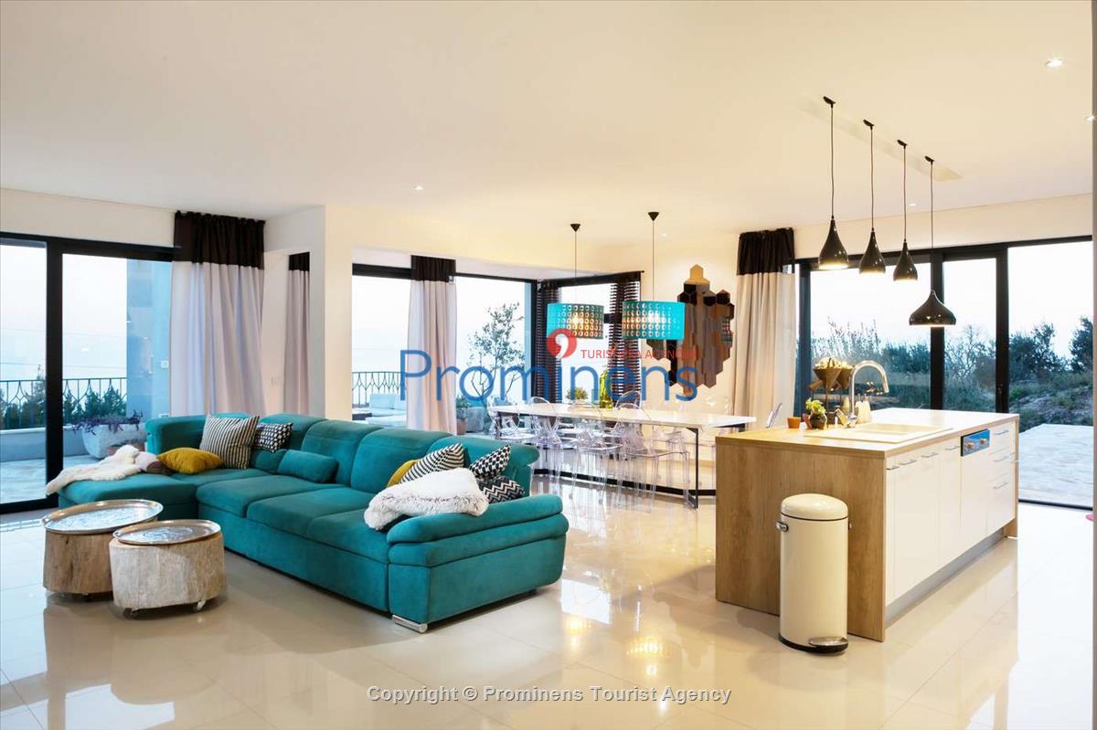 Villa Chic s bazenom Makarska-Dalmacija