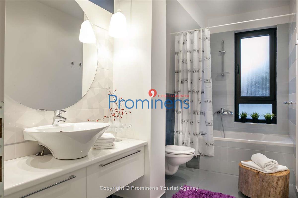 Villa Chic s bazenom Makarska-Dalmacija