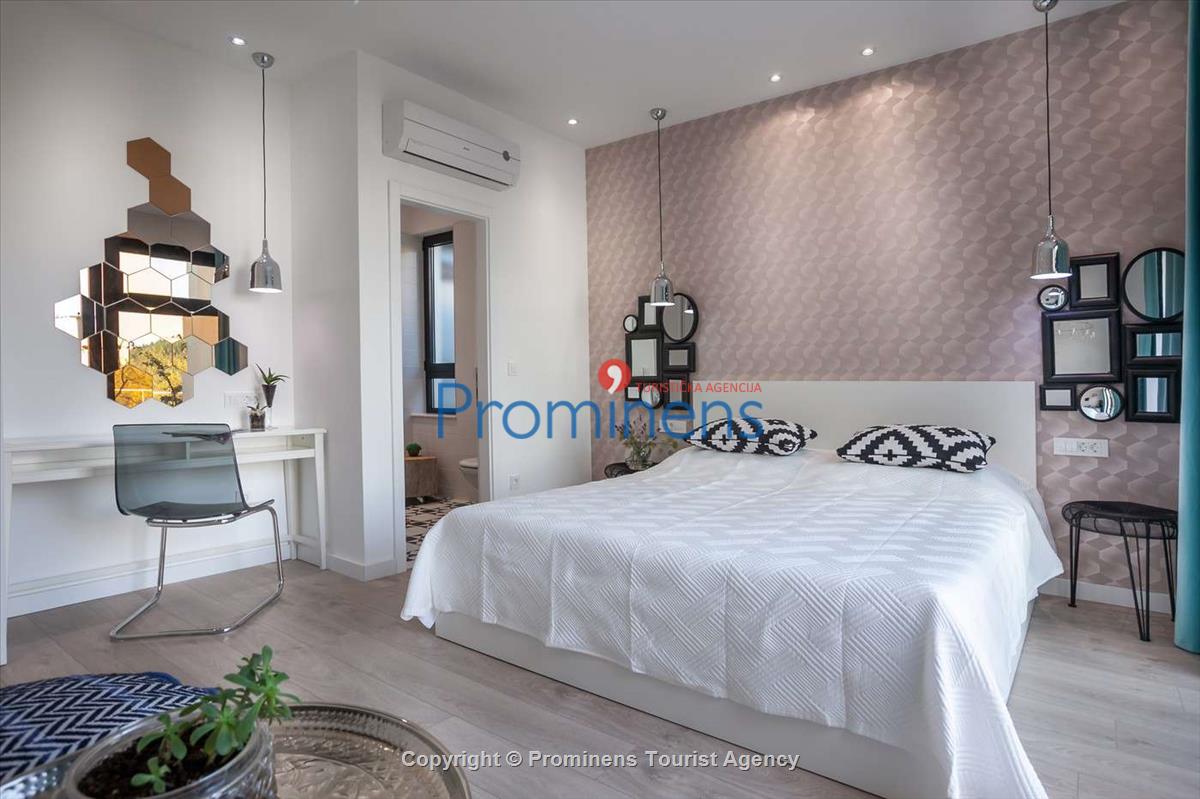 Villa Chic s bazenom Makarska-Dalmacija