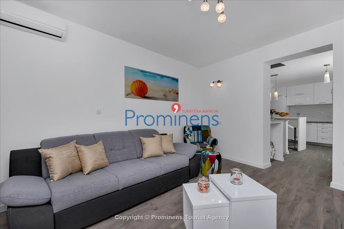 Villa No Stress s bazenom i pogledom na more
