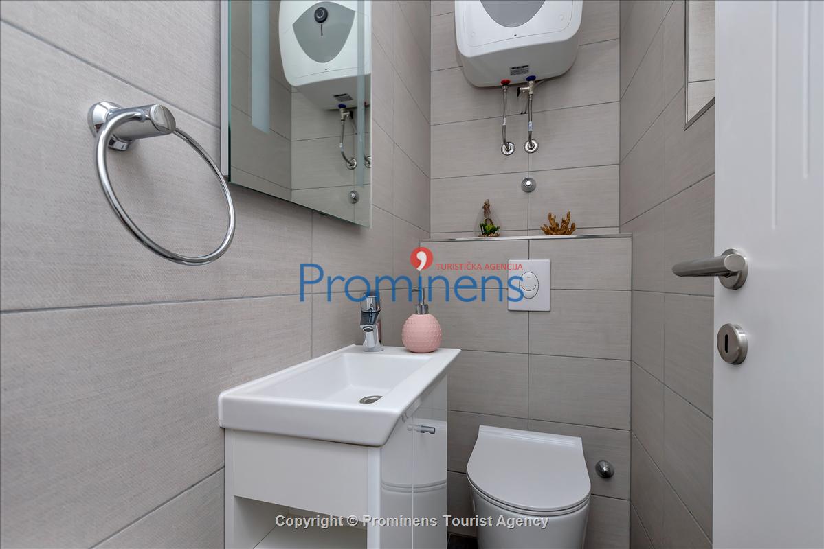 Villa No Stress s bazenom i pogledom na more