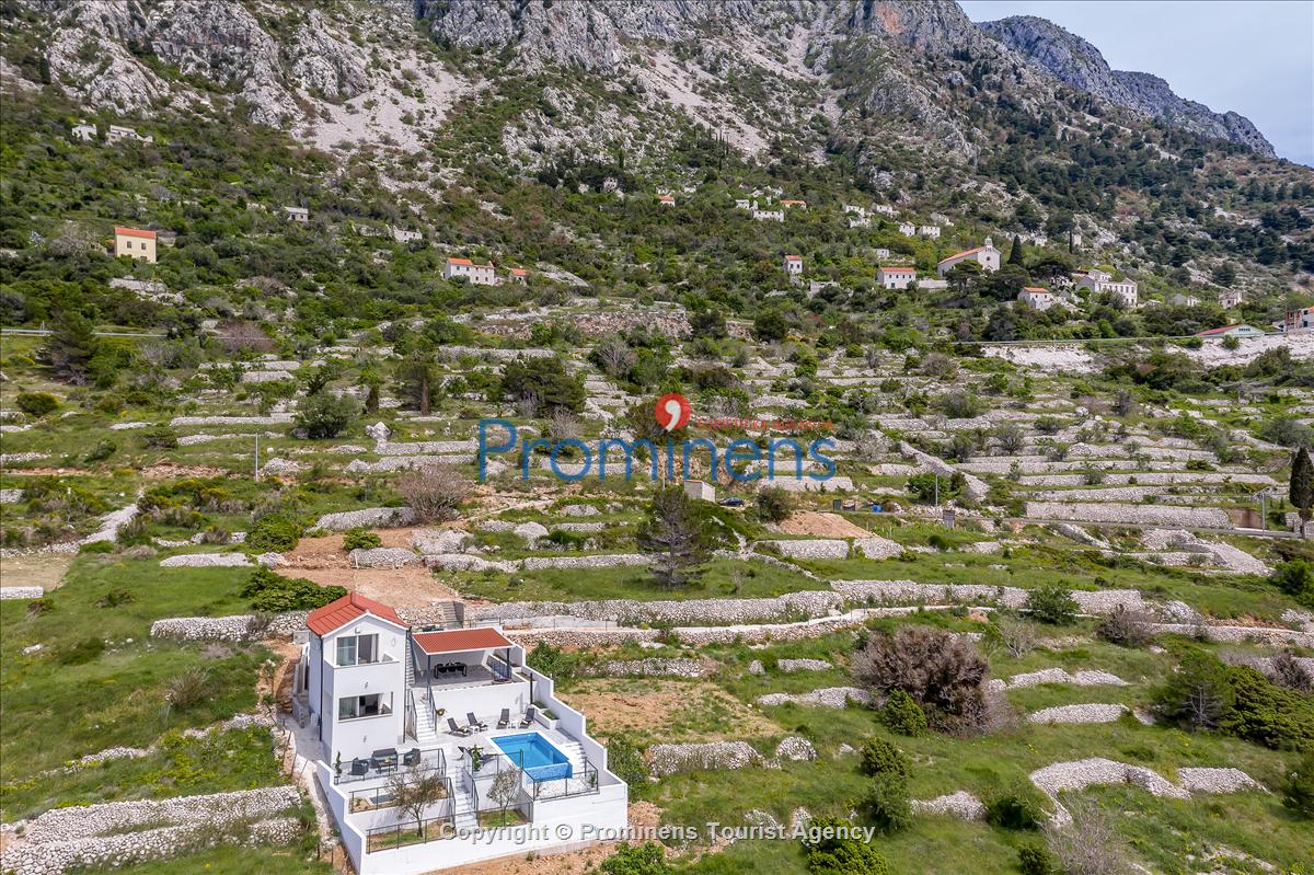 Villa No Stress s bazenom i pogledom na more
