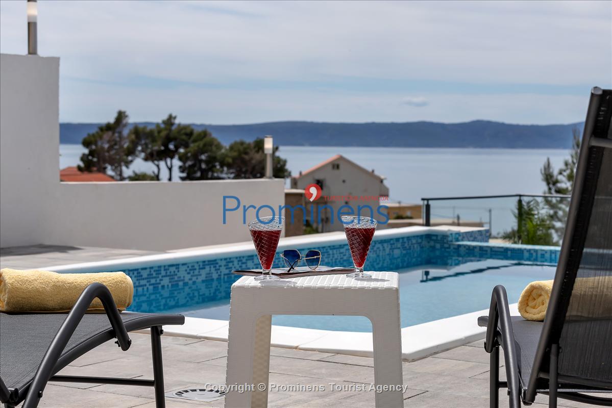 Villa No Stress s bazenom i pogledom na more