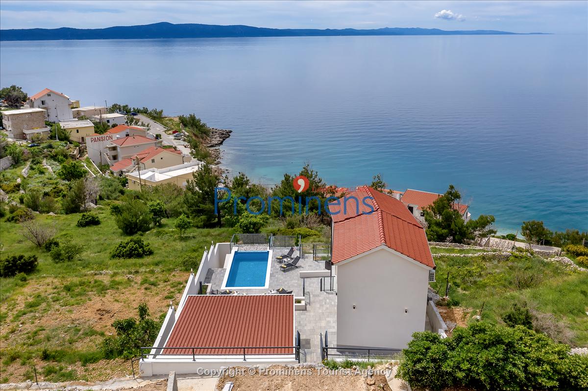 Villa No Stress s bazenom i pogledom na more