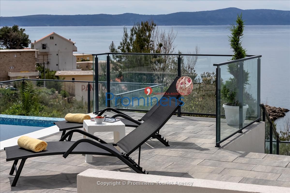 Villa No Stress s bazenom i pogledom na more