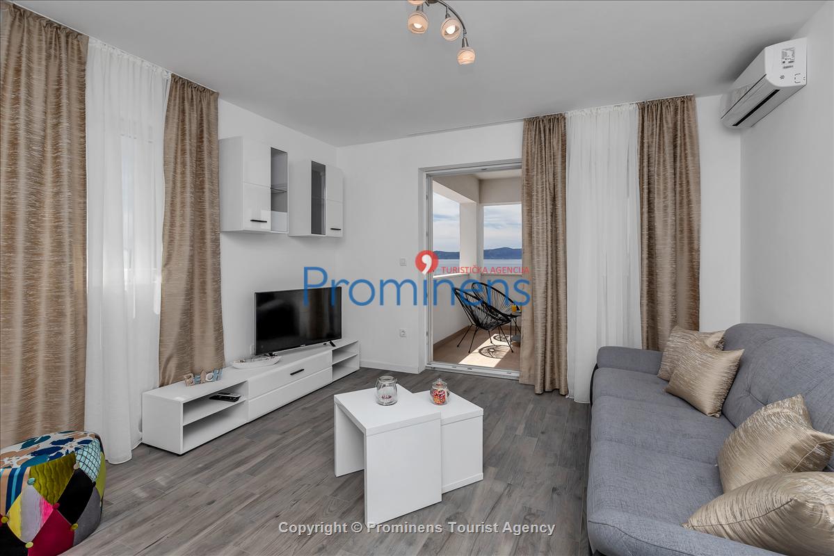 Villa No Stress s bazenom i pogledom na more