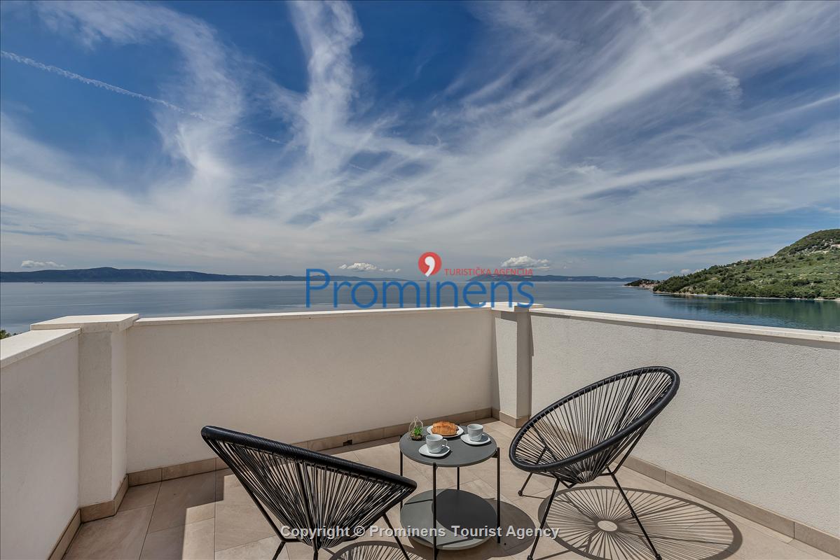 Villa No Stress s bazenom i pogledom na more