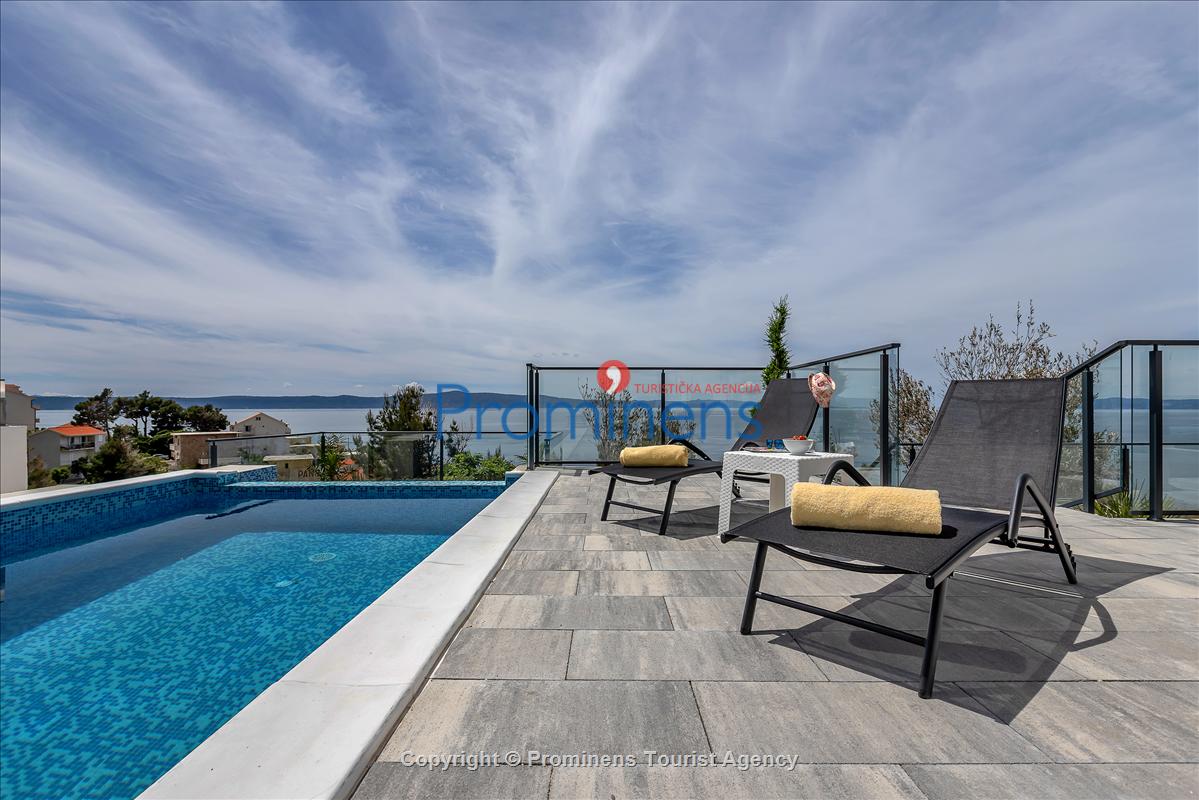 Villa No Stress s bazenom i pogledom na more