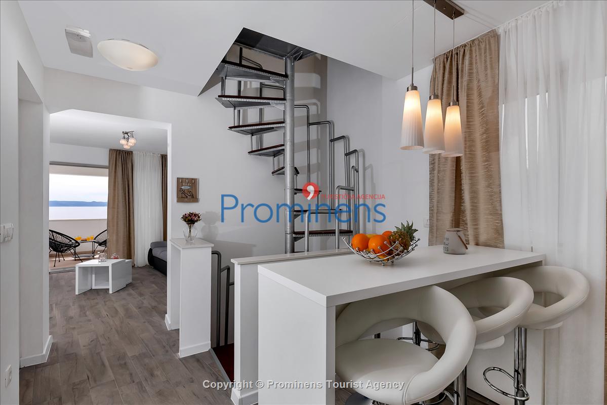 Villa No Stress s bazenom i pogledom na more