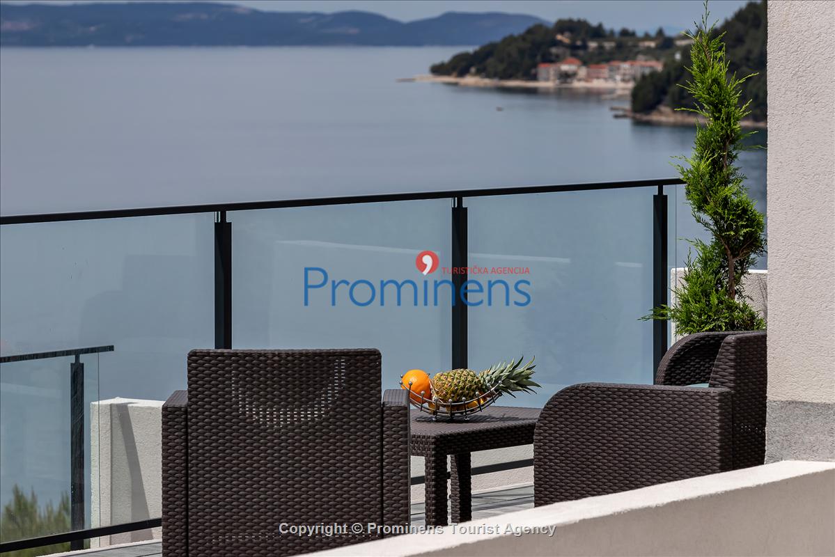 Villa No Stress s bazenom i pogledom na more