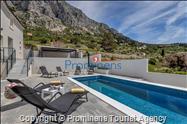 Villa No Stress s bazenom i pogledom na more
