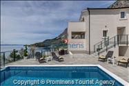Villa No Stress s bazenom i pogledom na more
