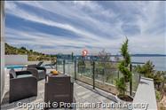 Villa No Stress s bazenom i pogledom na more