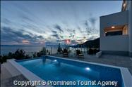 Villa No Stress s bazenom i pogledom na more