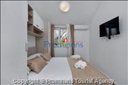 Villa No Stress s bazenom i pogledom na more
