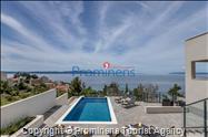 Villa No Stress s bazenom i pogledom na more