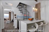 Villa No Stress s bazenom i pogledom na more