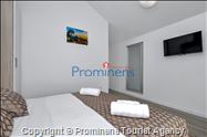 Villa No Stress s bazenom i pogledom na more